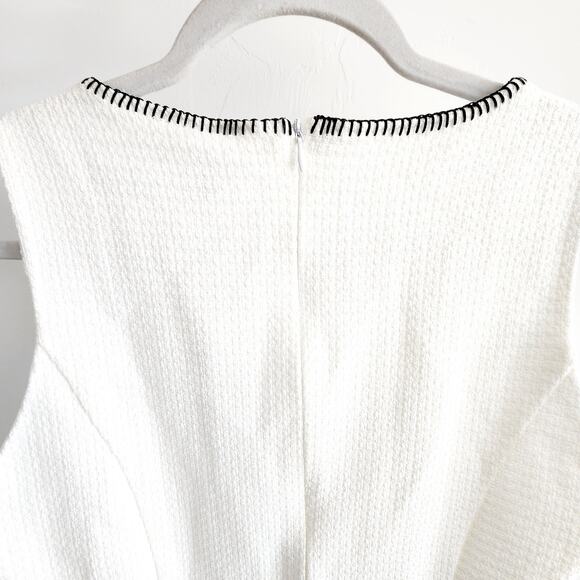 Zara White Tweed Cut Out Mini Dress with Contrast Stitching Cotton Blend Large - Picture 8 of 9